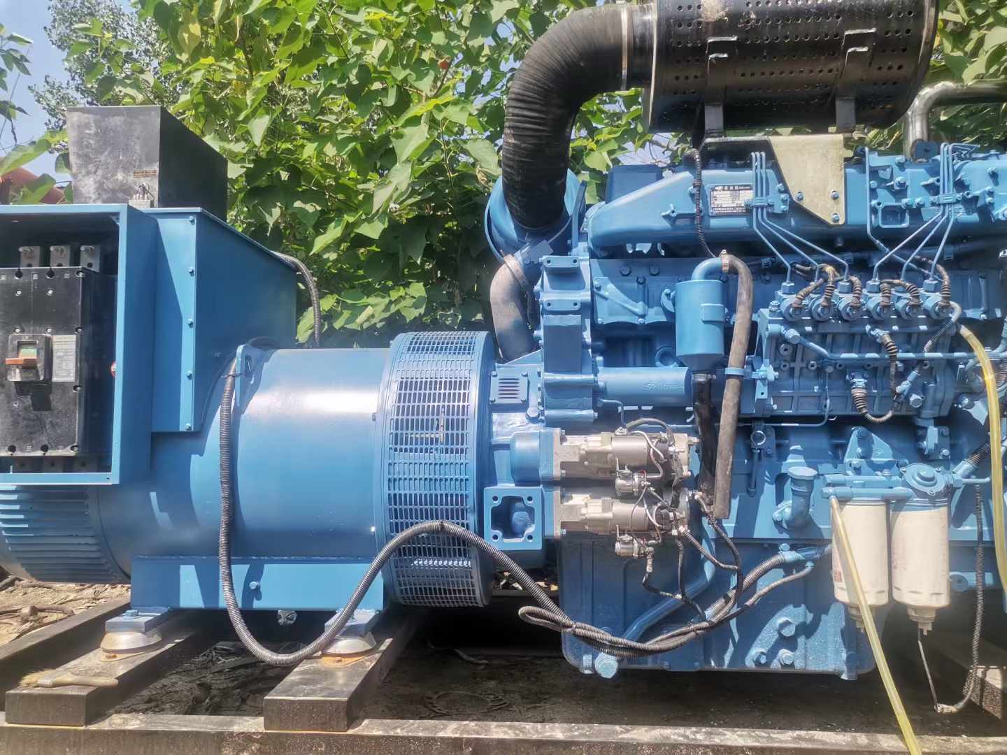 福田详细说明降低 800kW 柴油发电机输出电流波动的方法