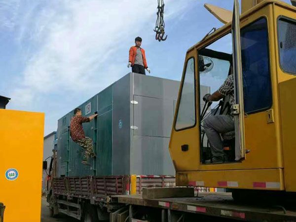 福田如何判断水冷式机油散热器密封件是否需要更换？